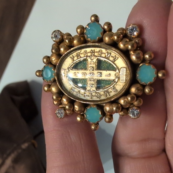 Gold and Turquoise Ring - Picture 2 of 3